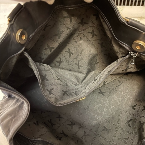 PALOMA PICASSO black soft leather shoulder bag - Picture 7 of 17